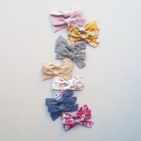 PETITE BOWS