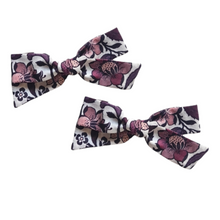 Load image into Gallery viewer, Regular Pigtail Bow | Elena