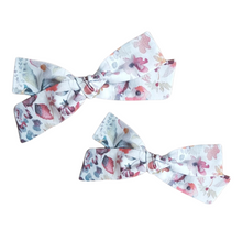 Load image into Gallery viewer, Regular Pigtail Bow | Sweetpea
