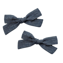 Load image into Gallery viewer, Regular Pigtail Bow | Denim Stripe
