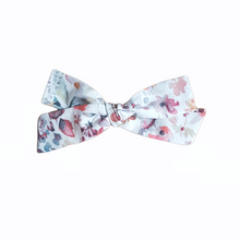 Load image into Gallery viewer, Regular Pigtail Bow | Sweetpea