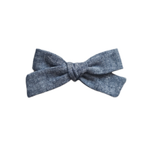 Load image into Gallery viewer, Regular Pigtail Bow | Denim