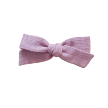 Load image into Gallery viewer, Regular Pigtail Bow| Mauve
